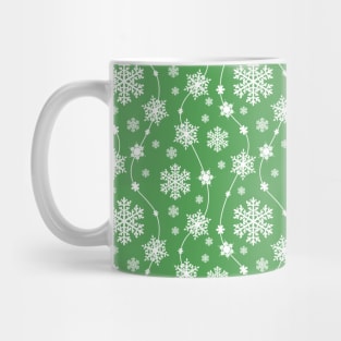 Bright Dark Green and Winter White Snowflakes Pattern Mug